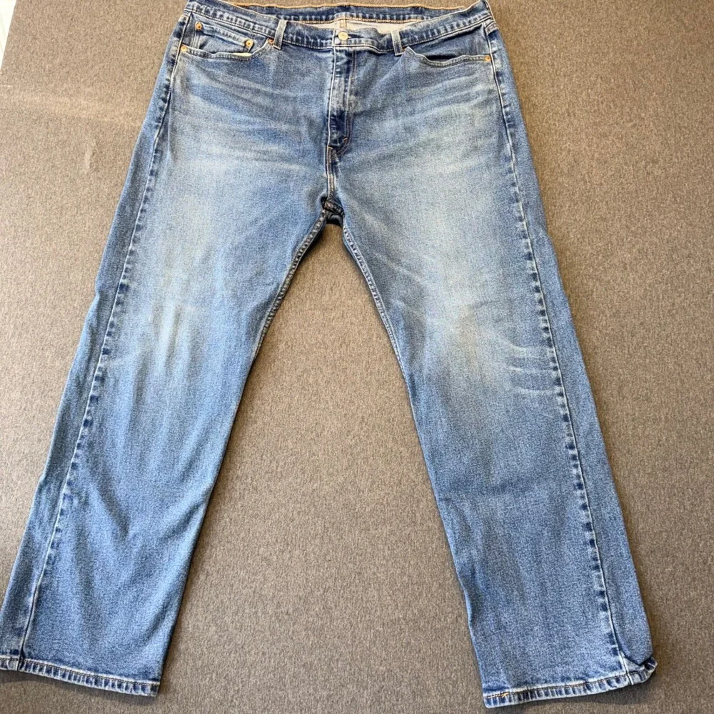 Levis 505 Regular Fit Jeans Mens 42x30 Medium Wash Blue Straight Leg Denim